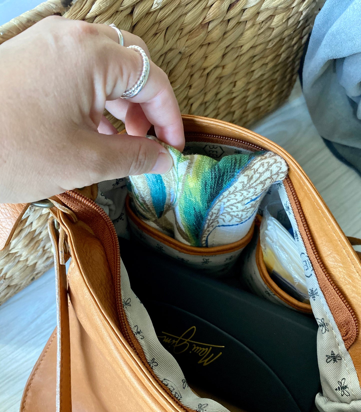 Envelope Bag - Essential Oils and Lippies